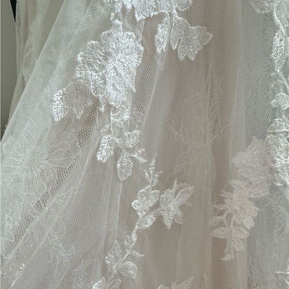 Allure Romance 3561 Wedding Gown - Picture 8 of 9